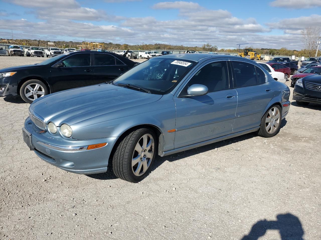 2004 Jaguar X-Type - Image 1