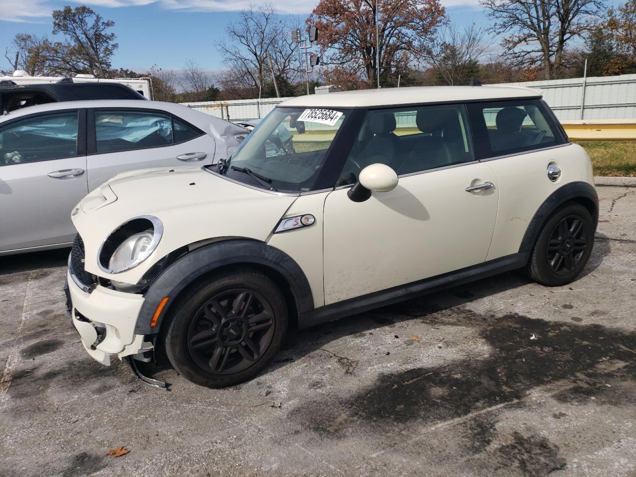 2011 MINI Cooper - Image 1