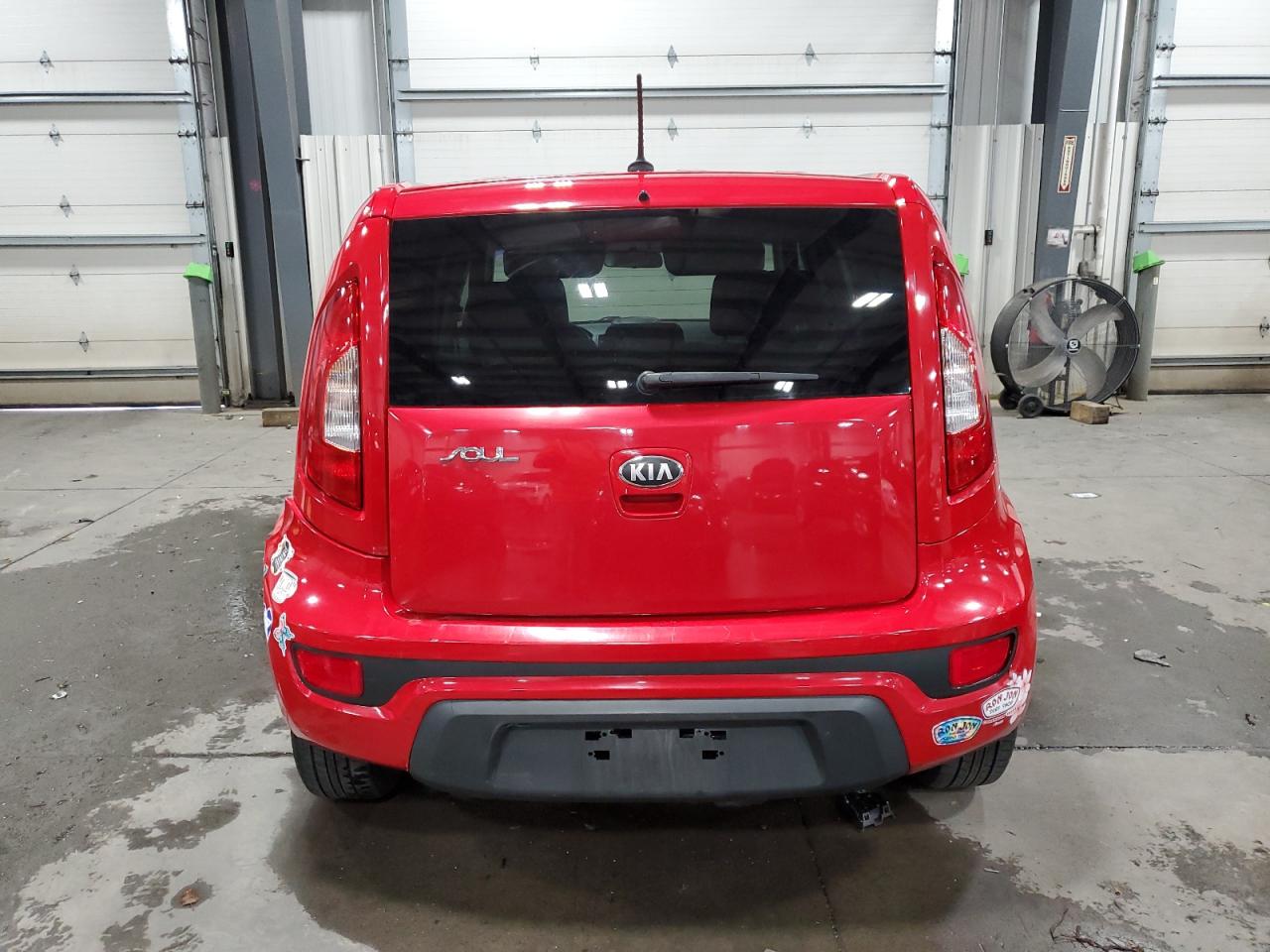 KNDJT2A51D7604400 2013 Kia Soul