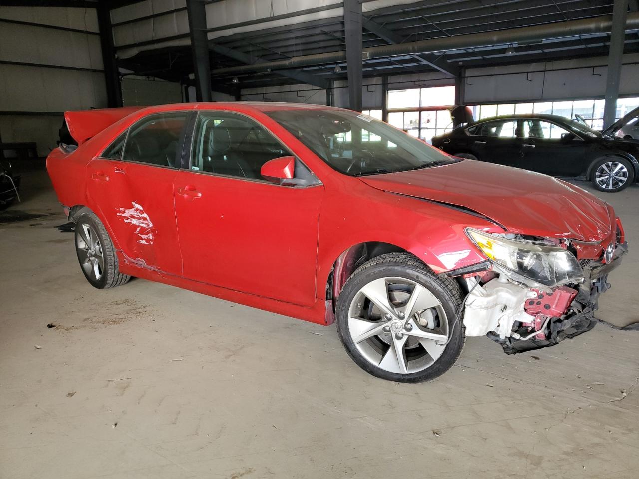2014 Toyota Camry - Image 4