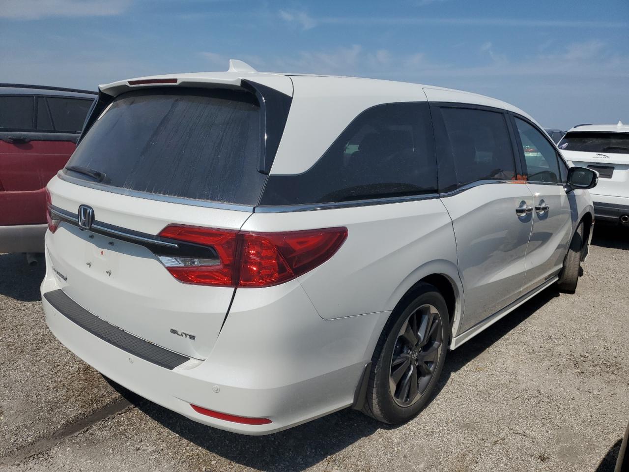 2021 Honda Odyssey - Image 3