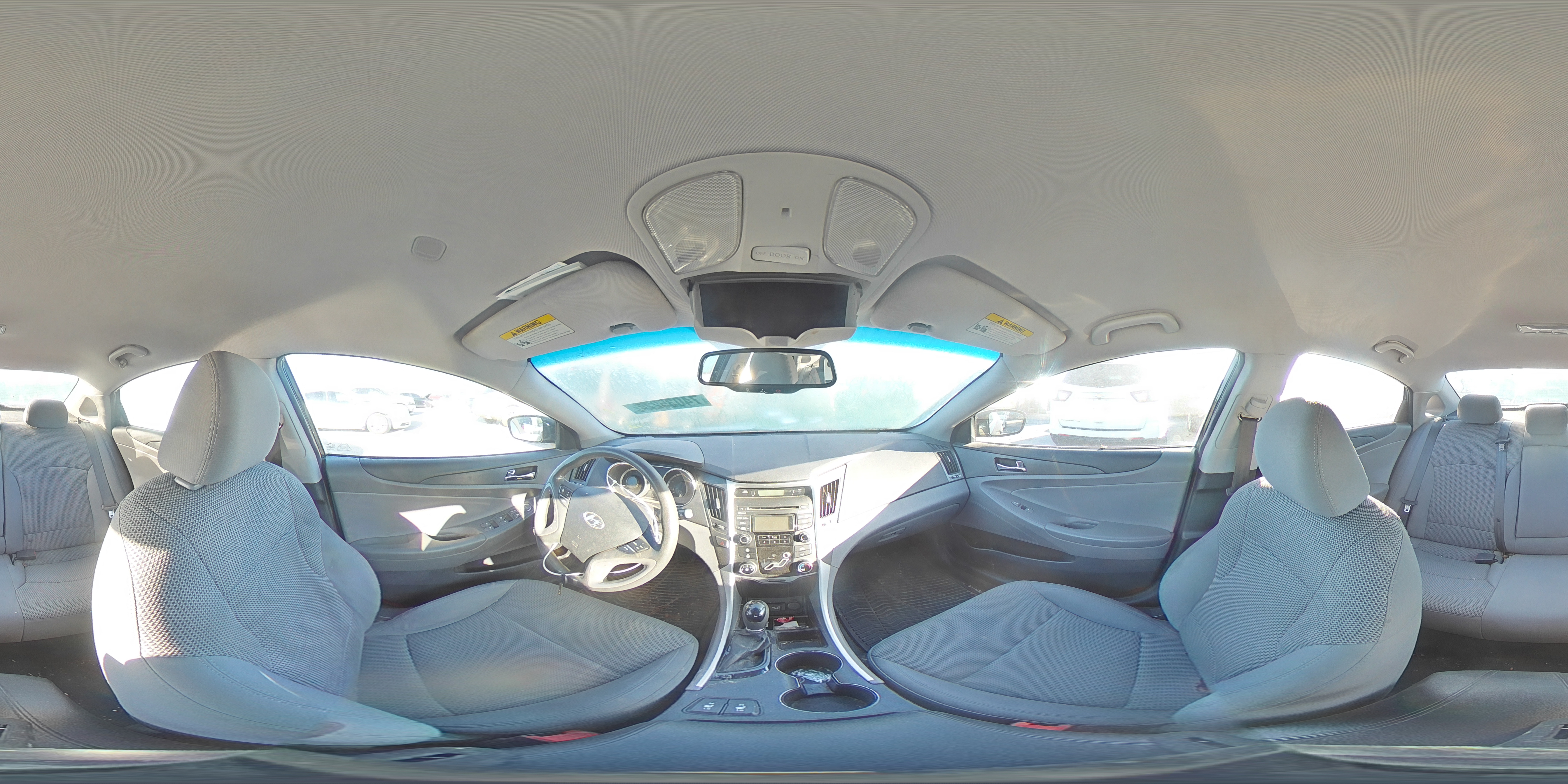 2013 Hyundai Sonata - Image 13