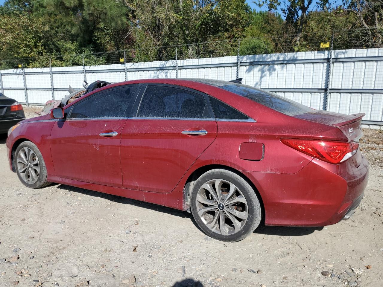 2014 Hyundai Sonata - Image 2