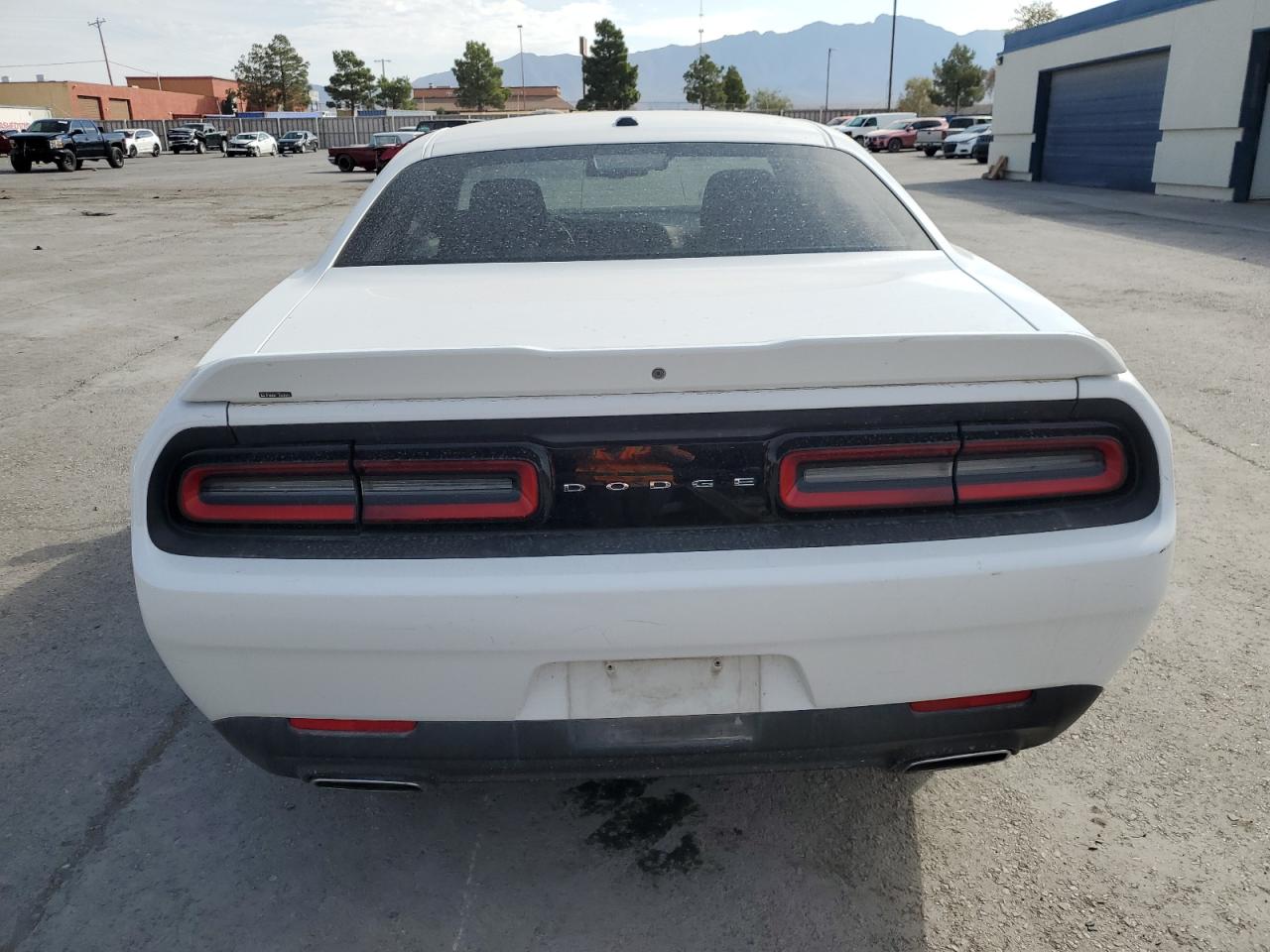 2018 Dodge Challenger Sxt VIN: 2C3CDZAG2JH302974 Lot: 76333924