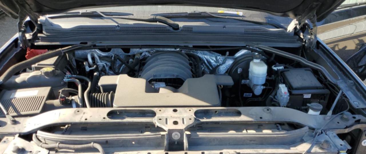 2018 Chevrolet Tahoe - Image 12