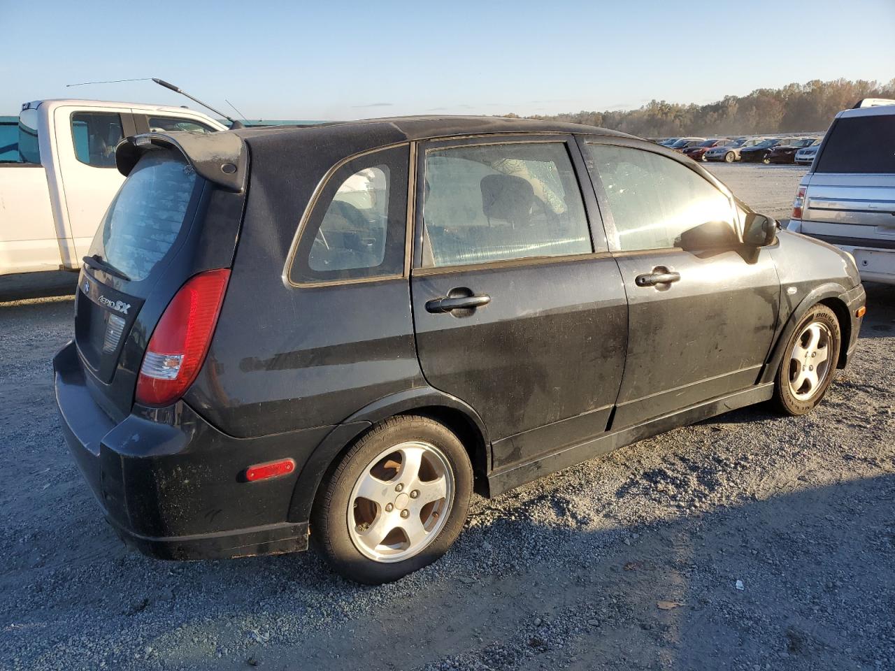 2004 Suzuki Aerio - Image 3