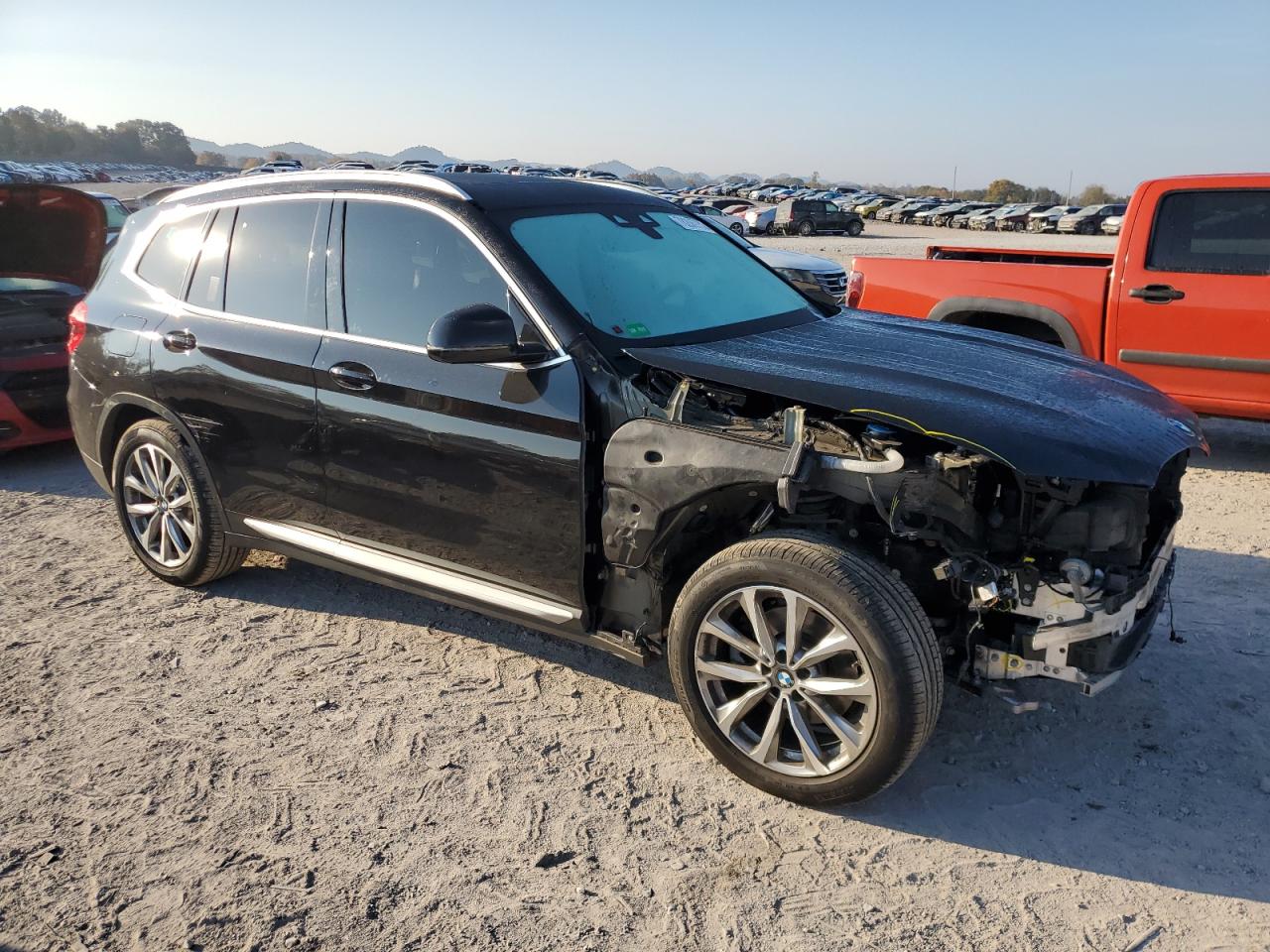 VIN 5UXTR7C59KLF31476 2019 BMW X3 no.4