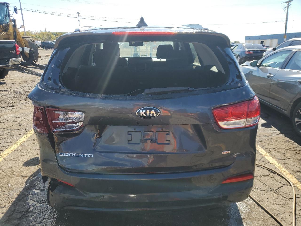 2017 Kia Sorento Lx VIN: 5XYPG4A32HG221082 Lot: 74589324