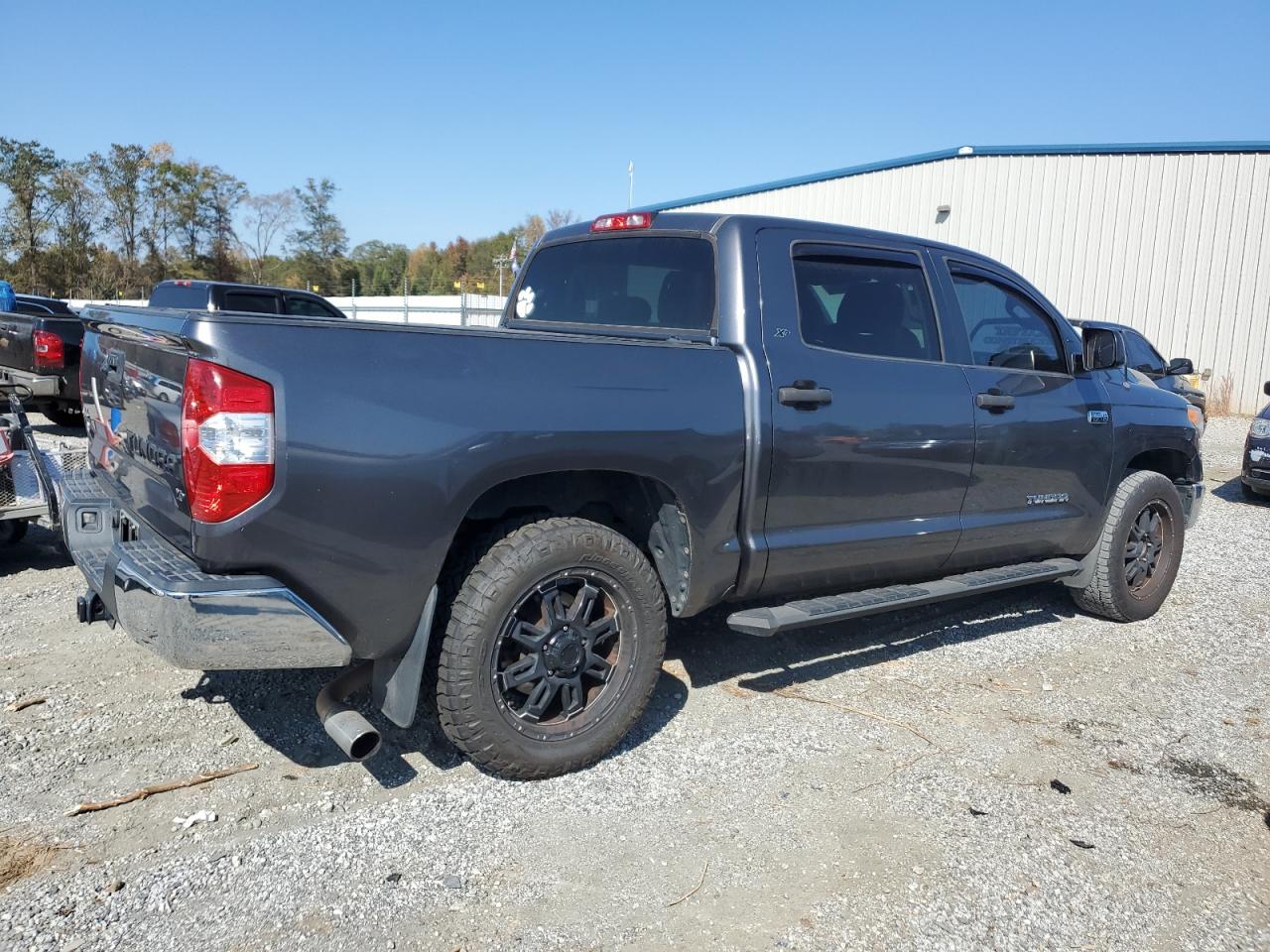 2017 Toyota Tundra - Image 3