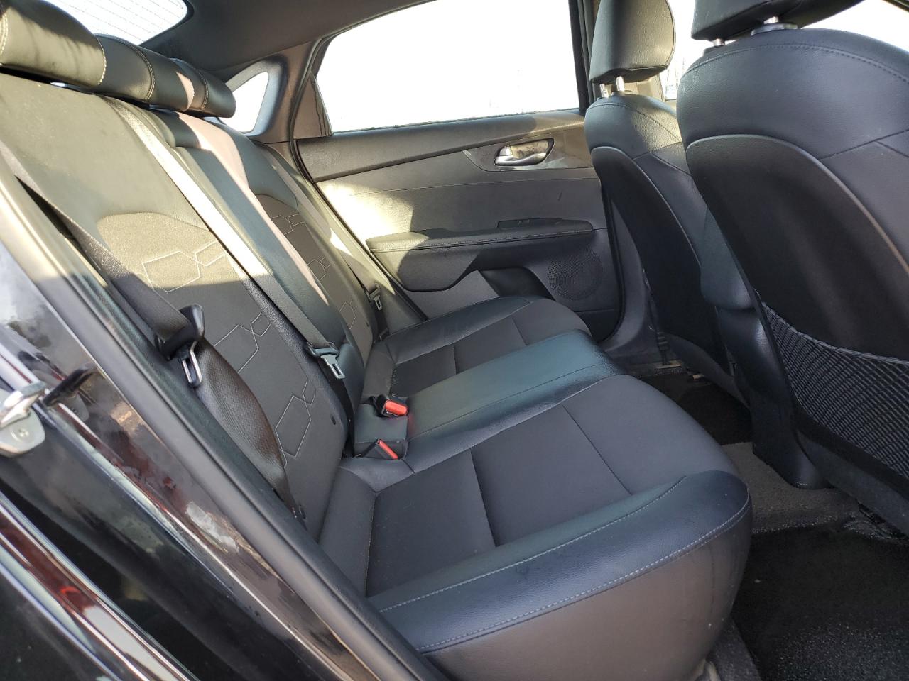 2021 Kia Forte - Image 10