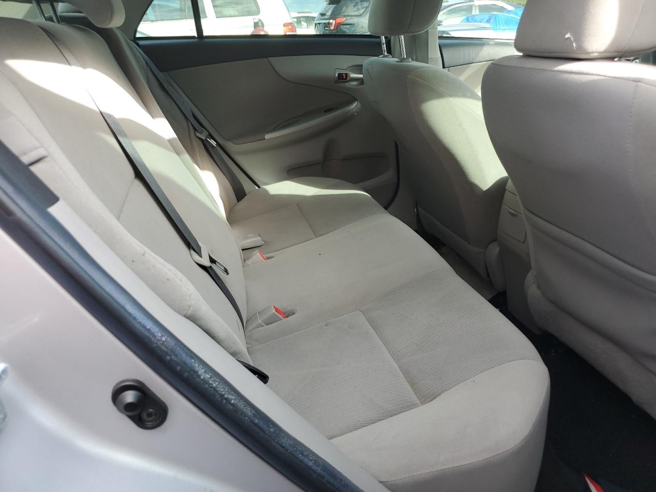 2011 Toyota Corolla - Image 10