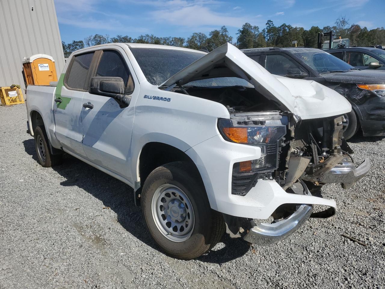 2022 Chevrolet Silverado - Image 4