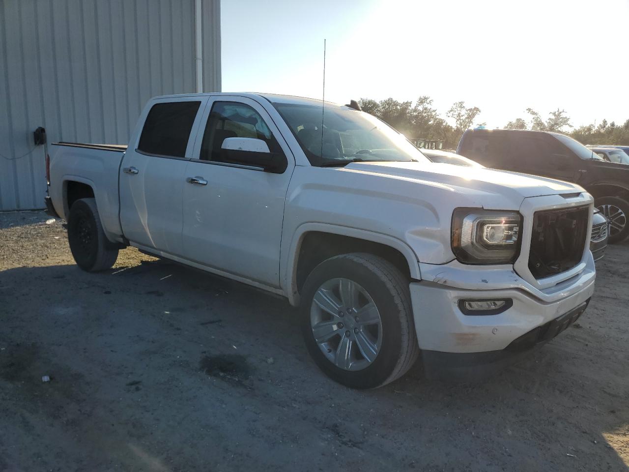 2017 GMC Sierra C1500 Slt VIN: 3GTP1NEC2HG332492 Lot: 77649174