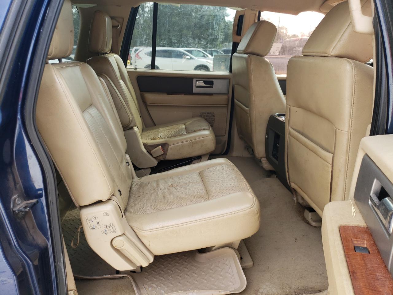 2008 Ford Expedition - Image 12