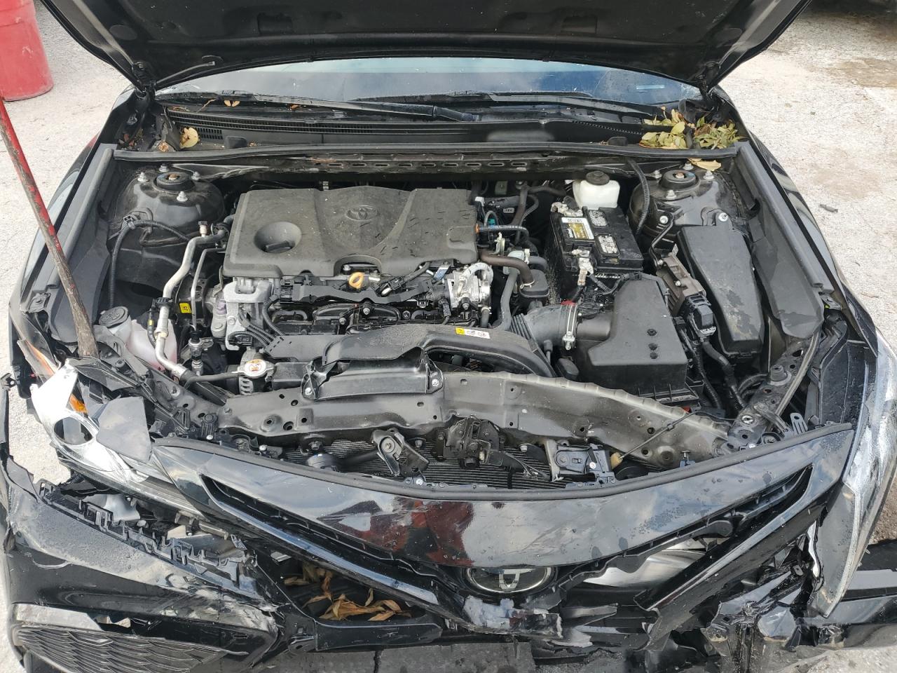 2022 Toyota Camry - Image 11