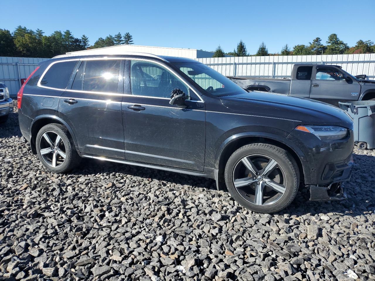 YV4A22PM2K1512372 2019 Volvo Xc90 T6 R-Design