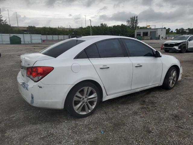 Sedans CHEVROLET CRUZE 2013 Biały