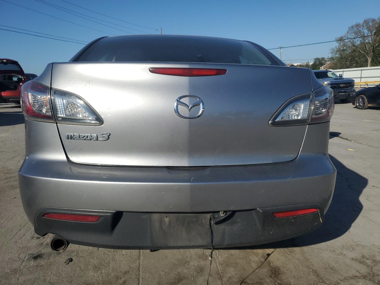 JM1BL1VG2B1406659 2011 Mazda 3 I