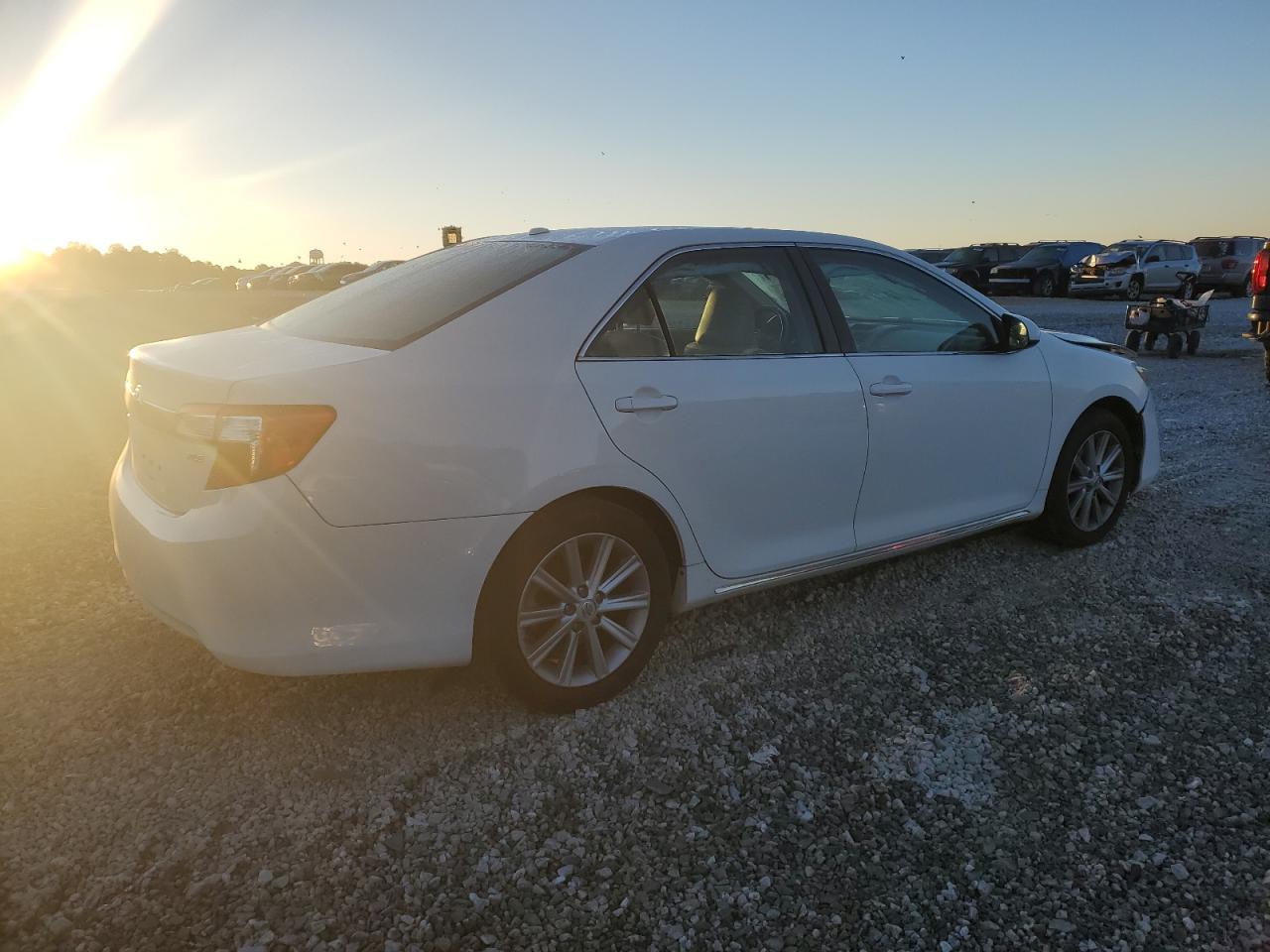 2014 Toyota Camry - Image 3