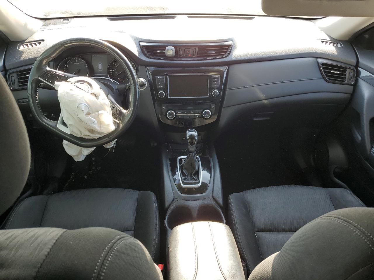 2018 Nissan Rogue - Image 8