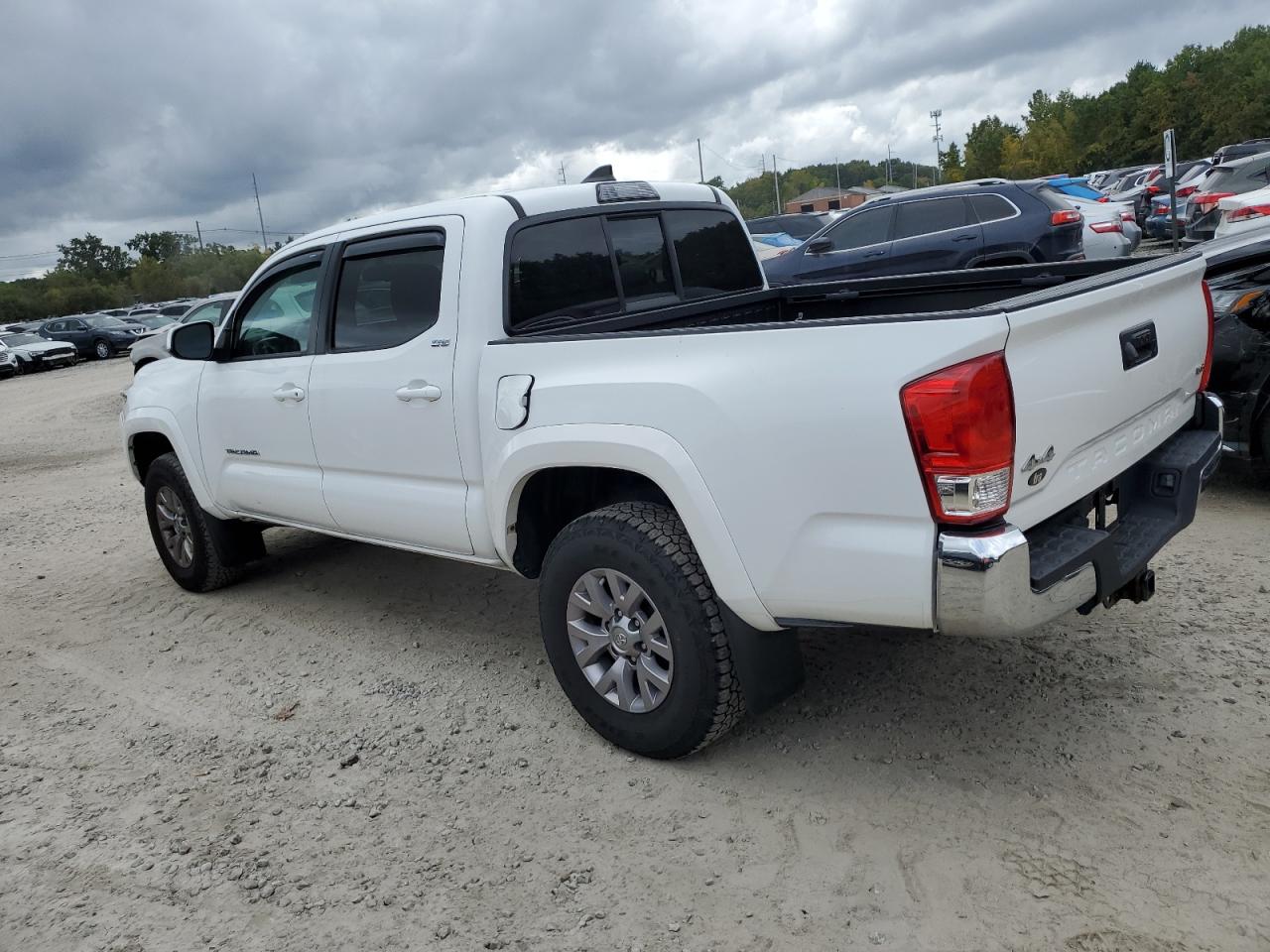 VIN 3TMCZ5AN0HM119914 2017 TOYOTA TACOMA no.2