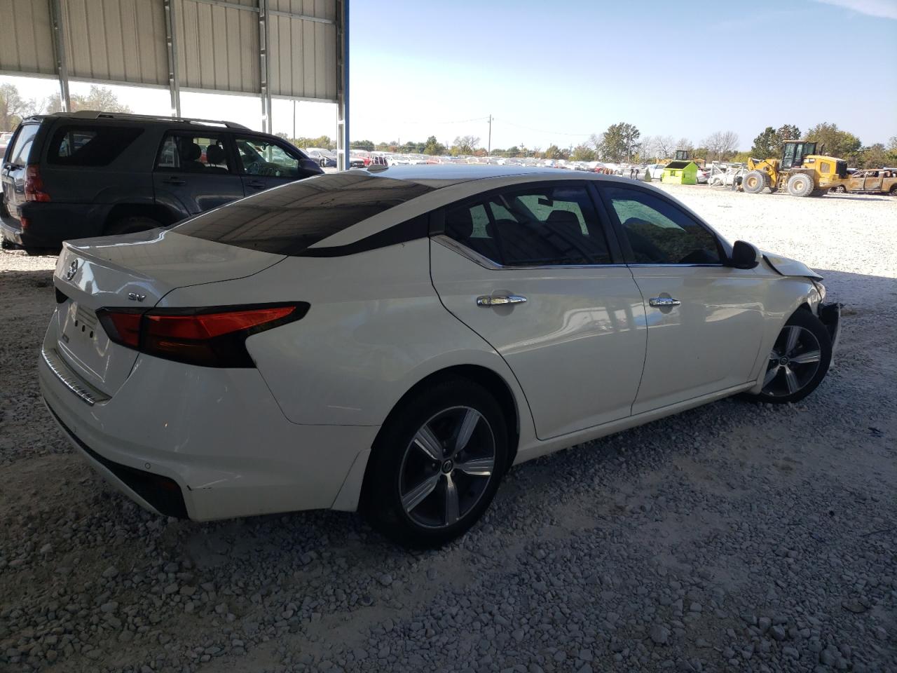 2021 Nissan Altima - Image 3