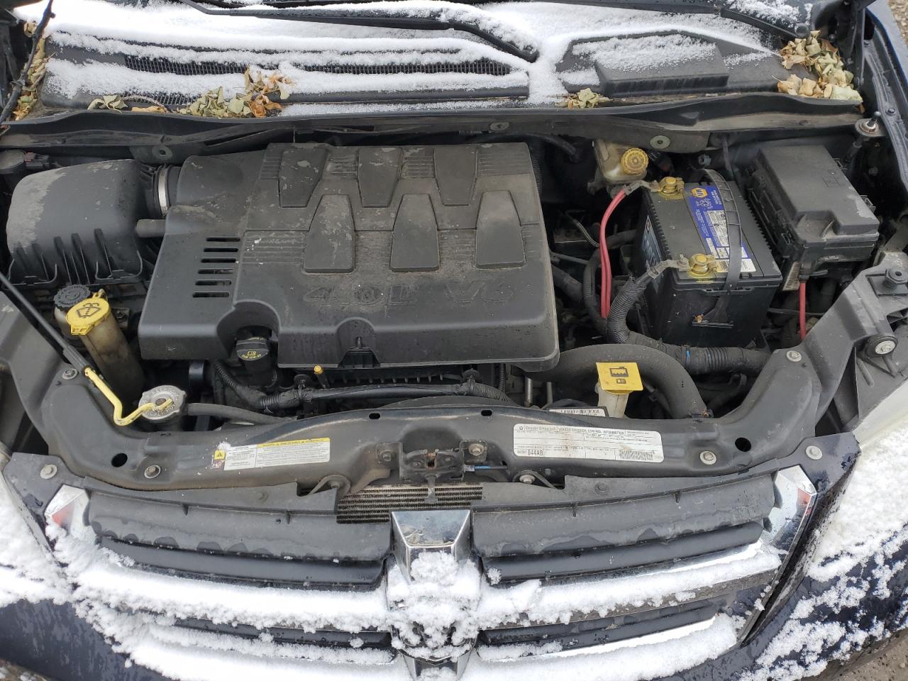 2010 Dodge Caravan - Image 12