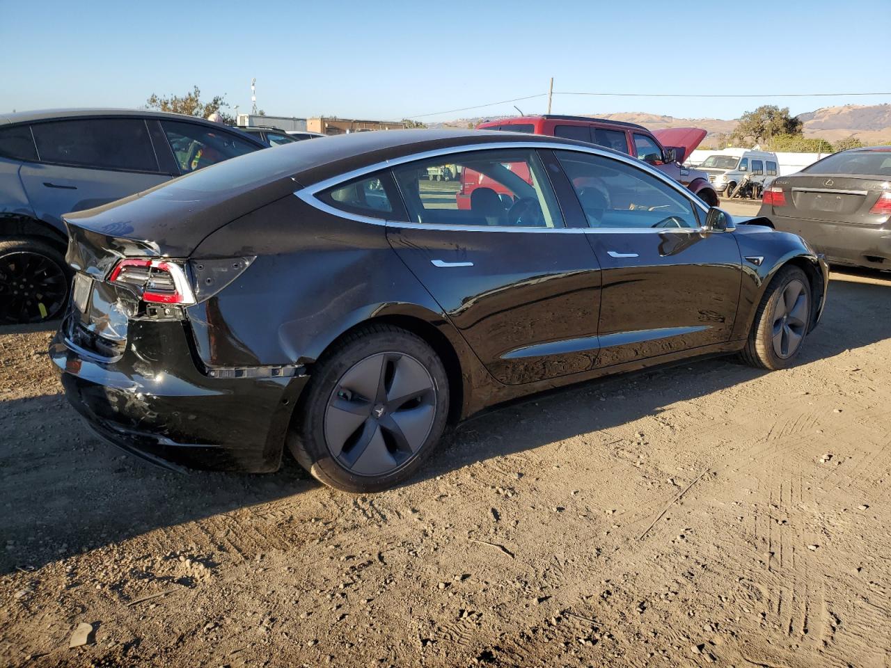 2019 Tesla Model 3 VIN: 5YJ3E1EA9KF305555 Lot: 77797764