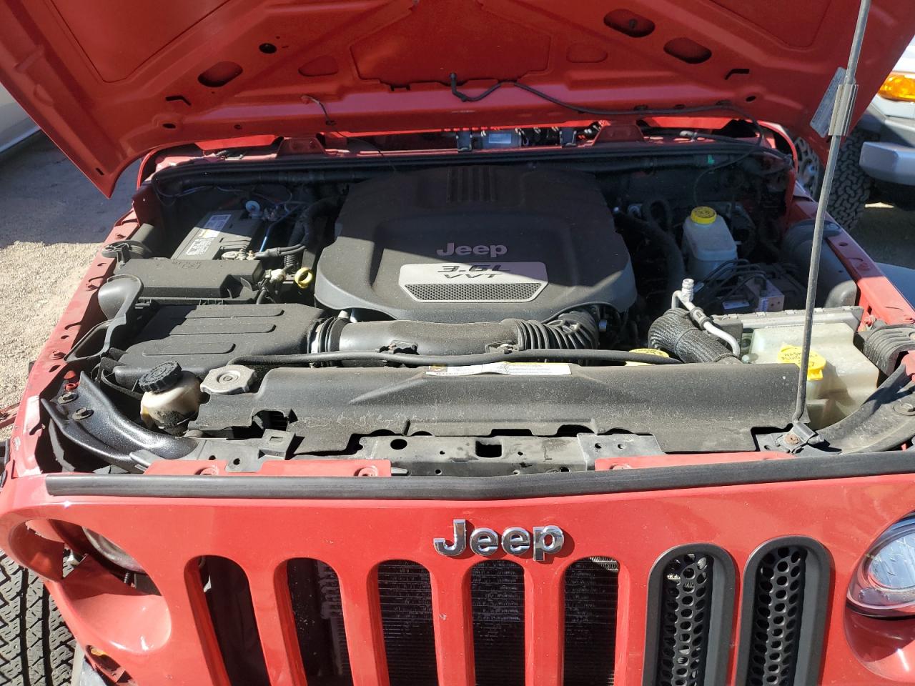 2012 Jeep Wrangler - Image 11