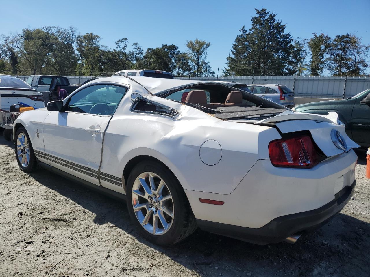 2011 Ford Mustang - Image 2