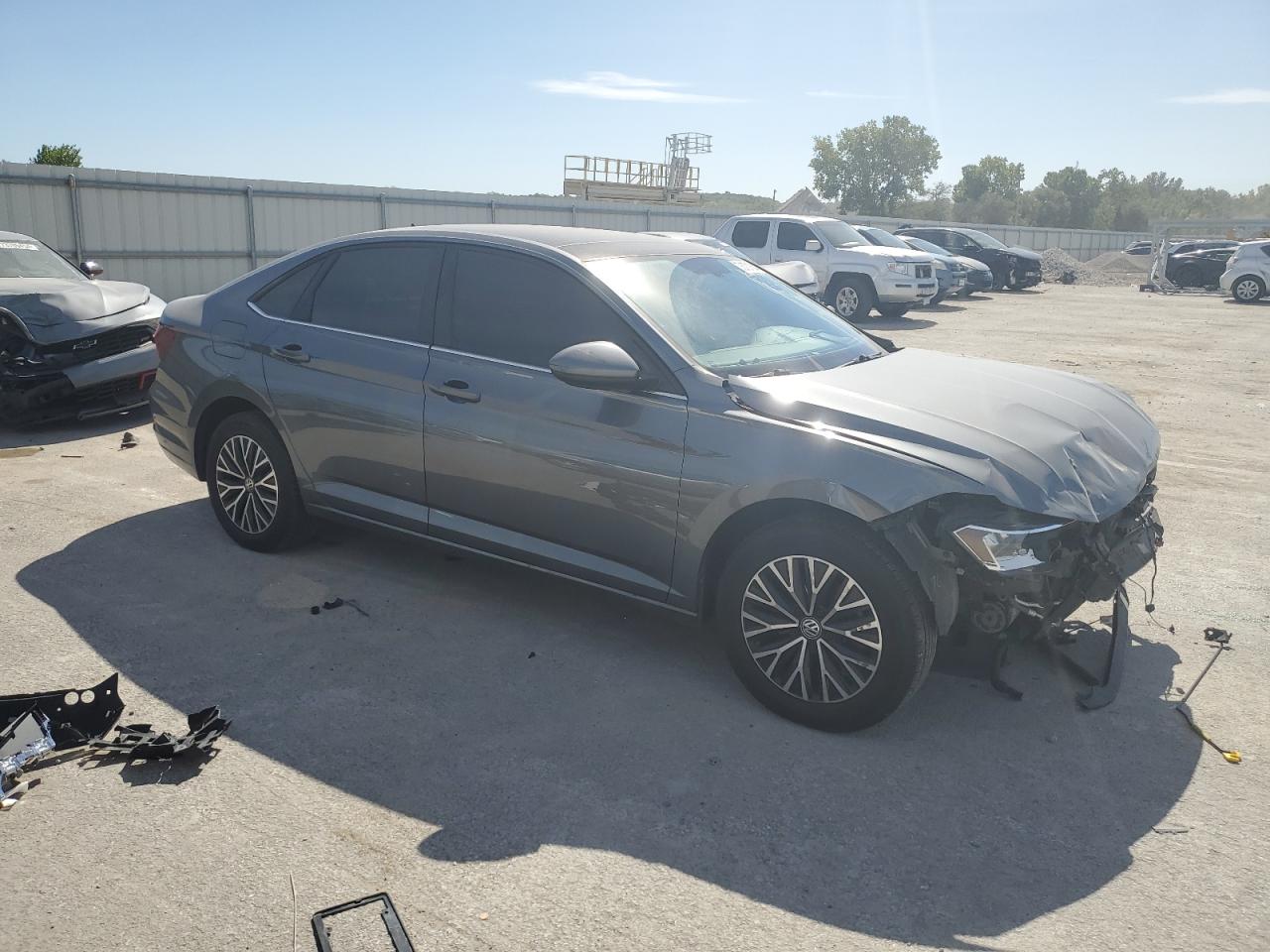 2019 Volkswagen Jetta - Image 4