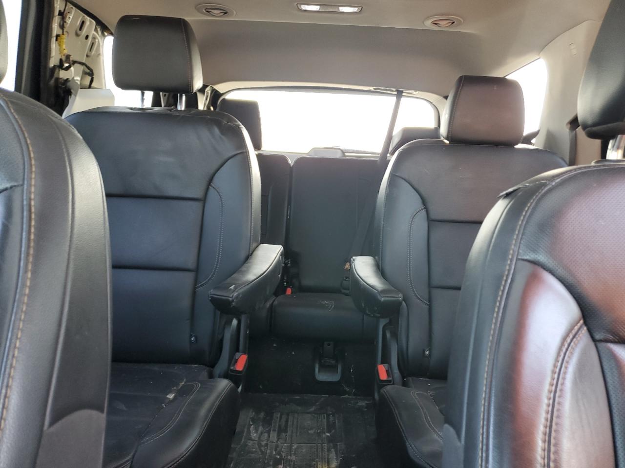 2020 Chevrolet Traverse - Image 10