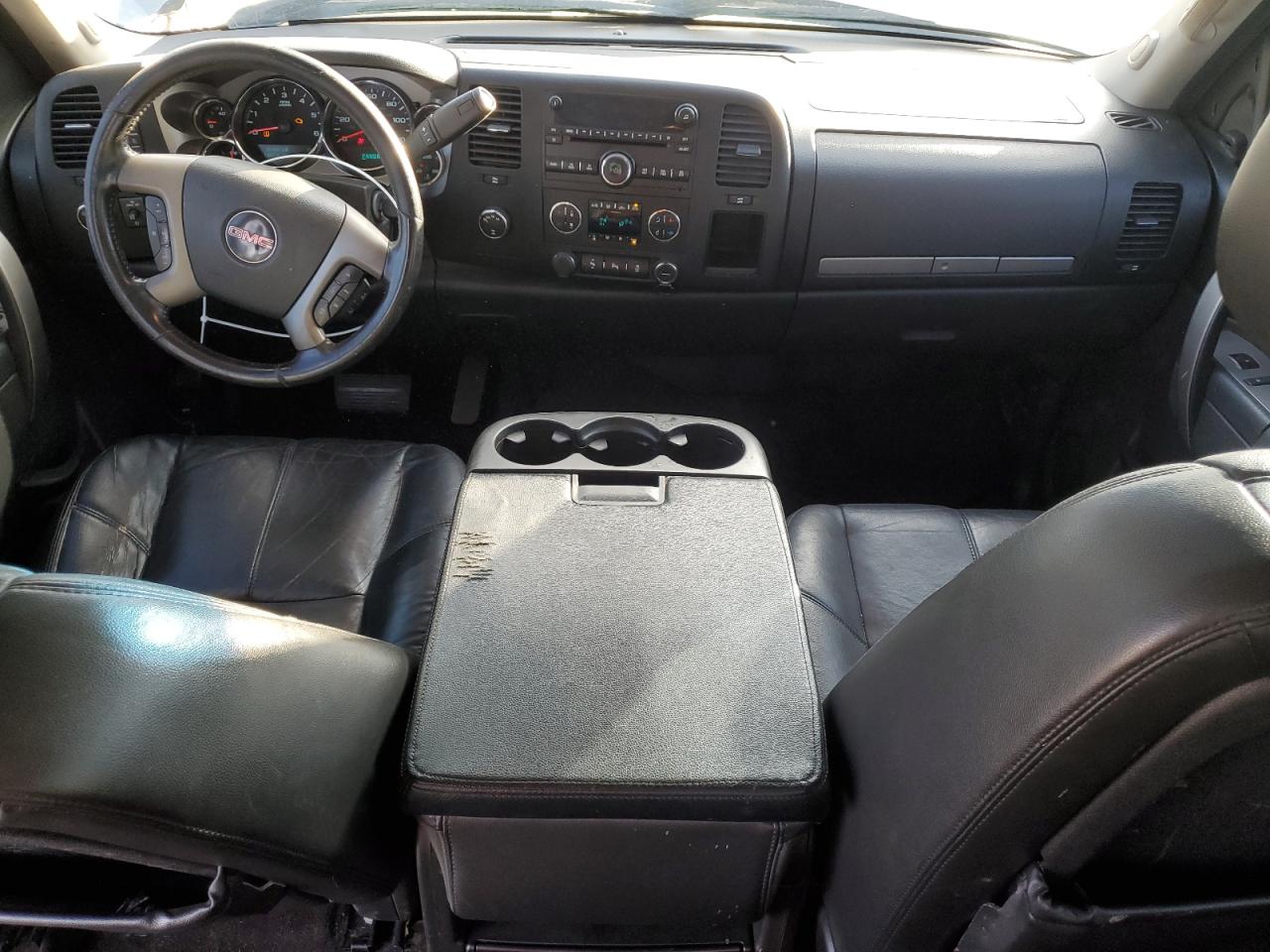2013 GMC Sierra - Image 8