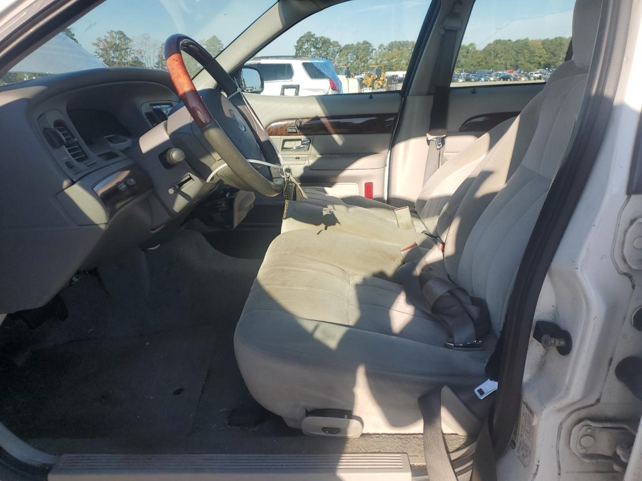 2005 Mercury Grand Marquis - Image 7