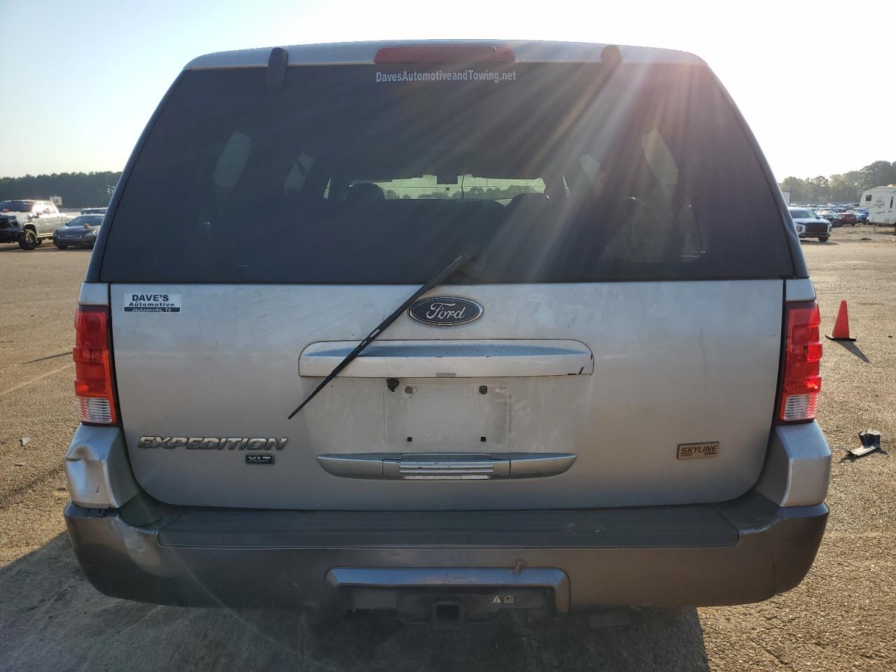 1FMRU15W04LB09217 2004 Ford Expedition Xlt