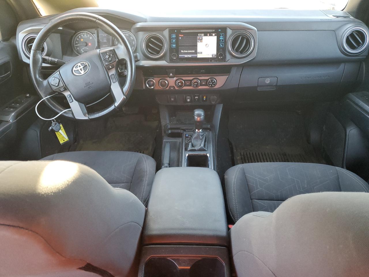 2018 Toyota Tacoma - Image 8