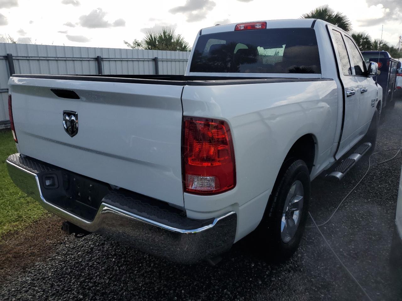 2019 RAM 1500 - Image 3