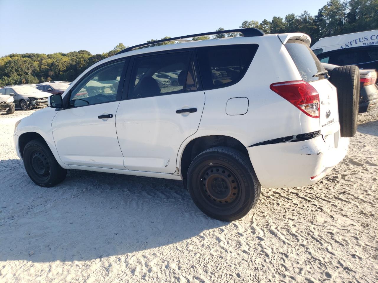 2007 Toyota RAV 4 - Image 2