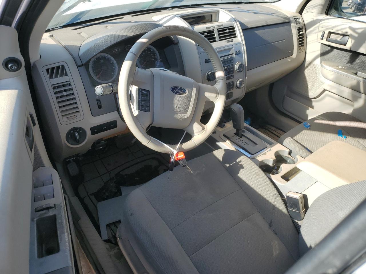 2009 Ford Escape - Image 8