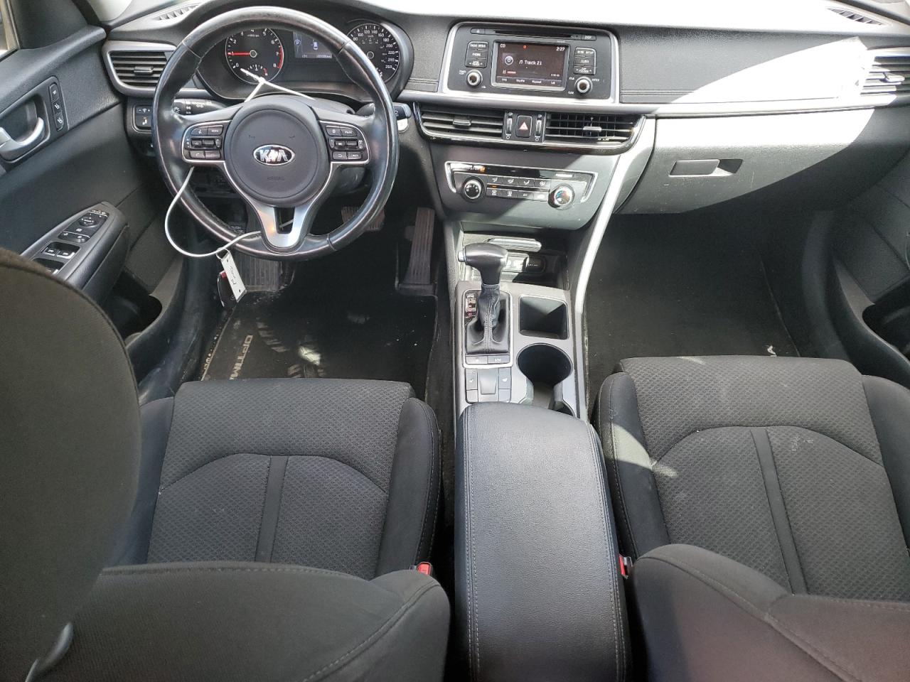 5XXGT4L37JG183223 2018 Kia Optima Lx