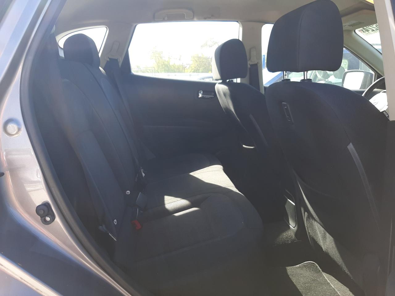 2012 Nissan Rogue - Image 11