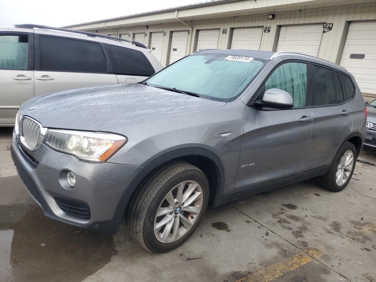 VIN 5UXWZ7C36H0X39687 2017 BMW X3 no.1