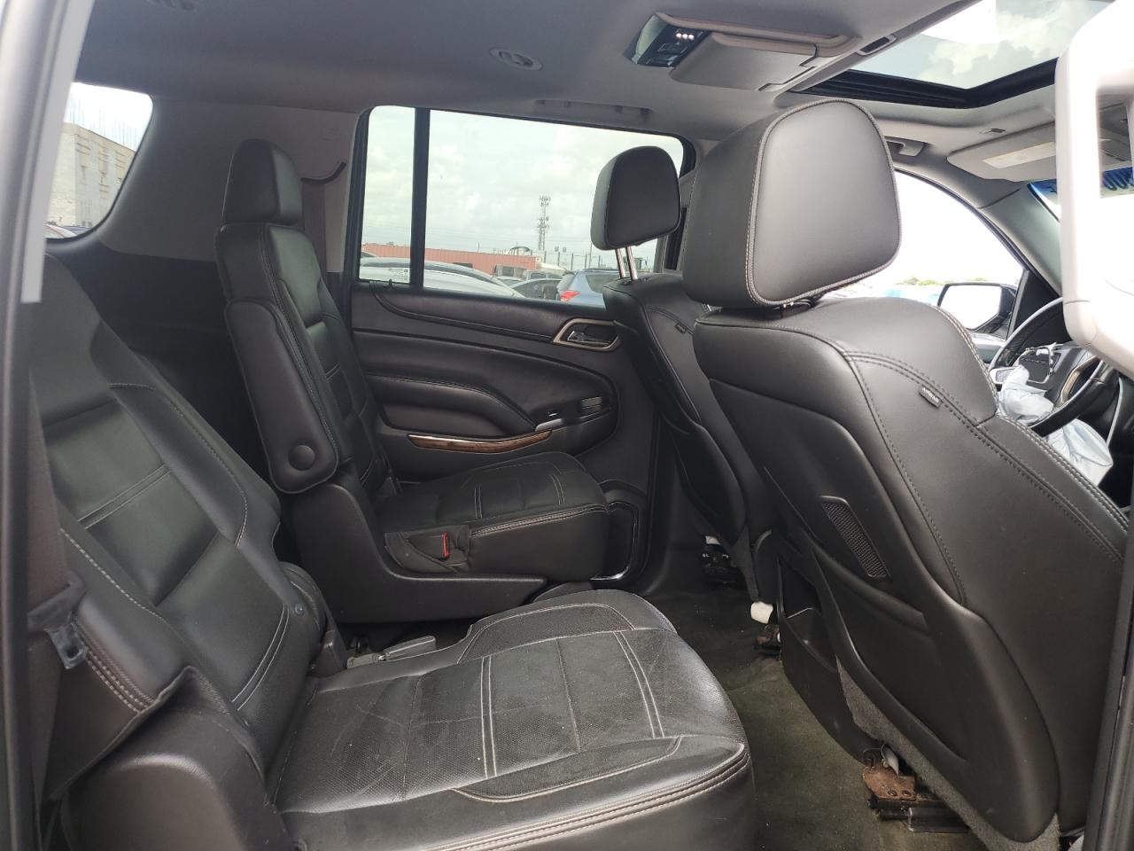 2015 GMC Yukon Xl Denali VIN: 1GKS2JKJ3FR176158 Lot: 78004904