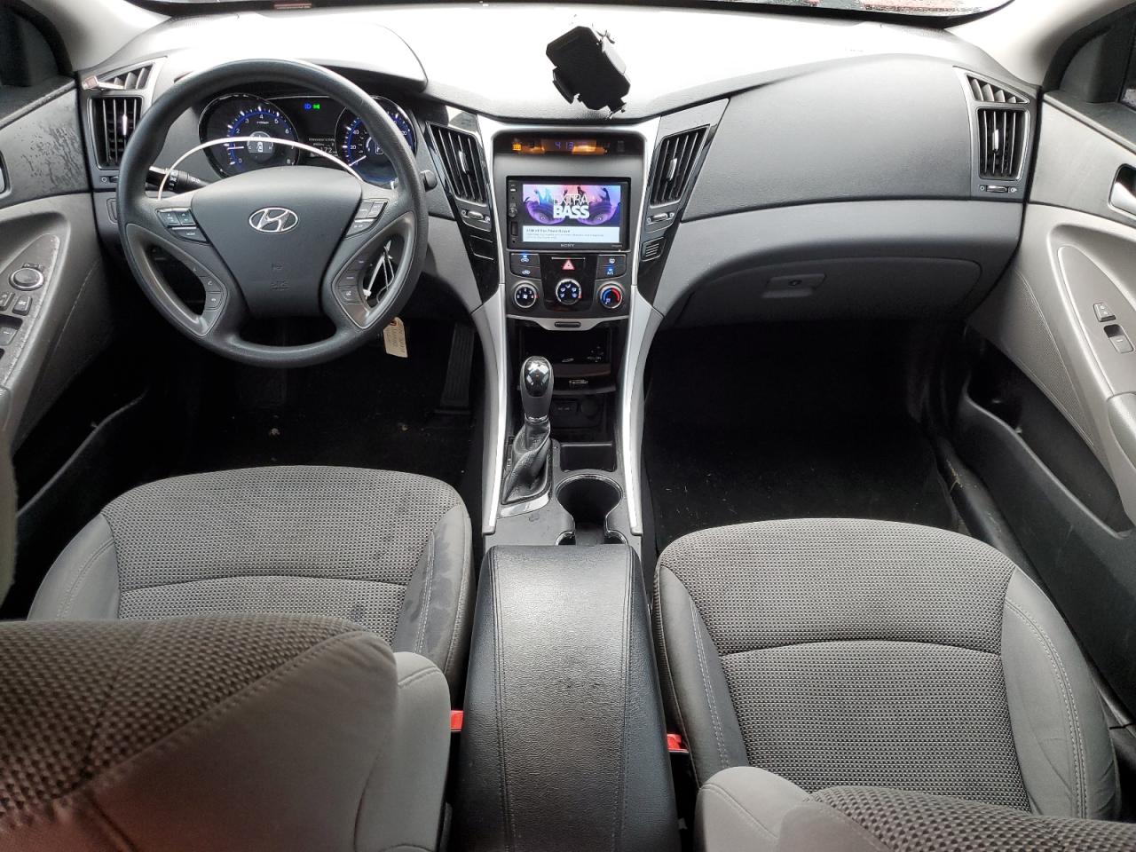 2014 Hyundai Sonata - Image 8