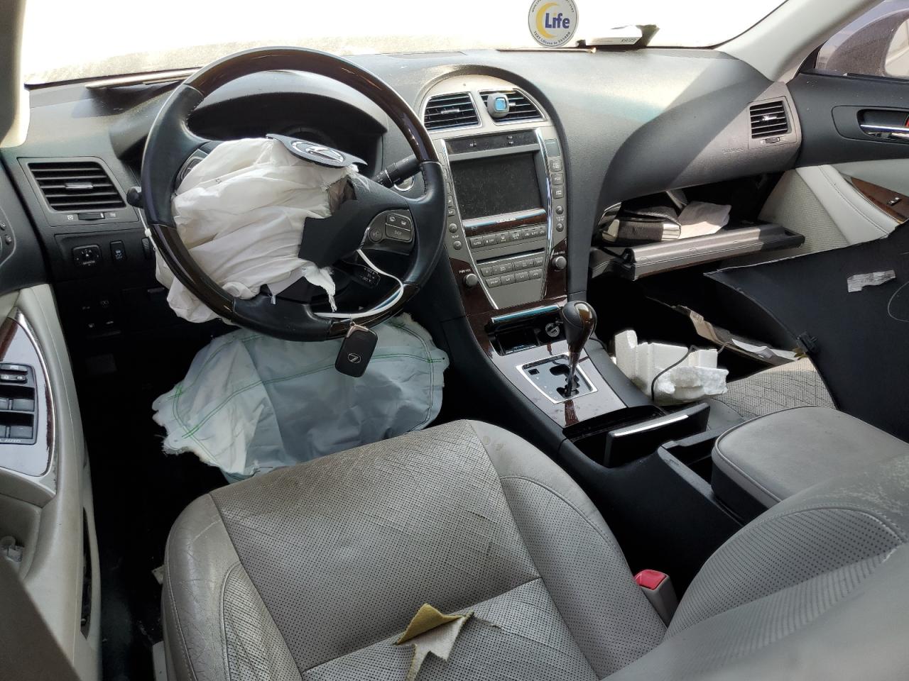2010 Lexus ES - Image 8