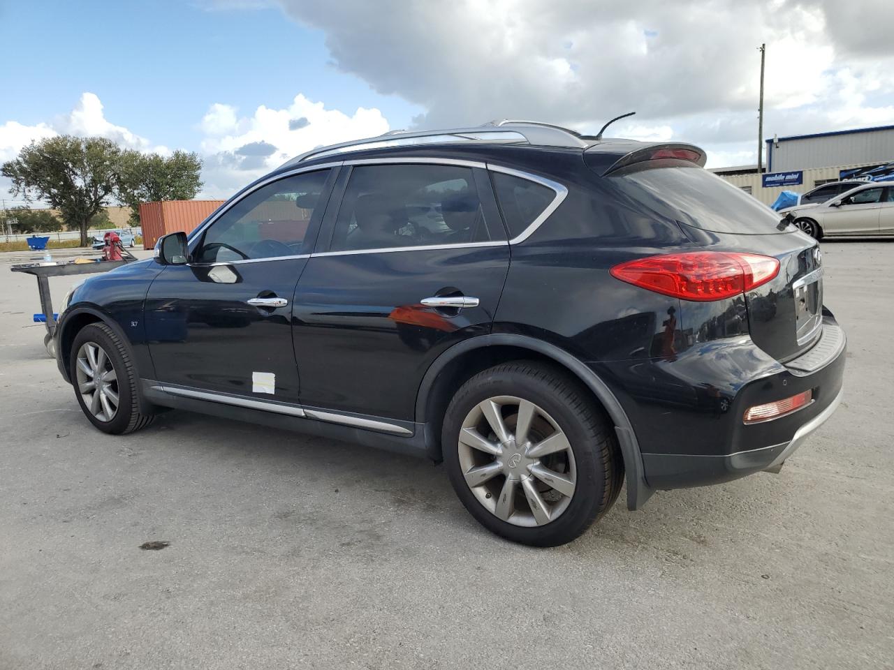 2017 Infiniti QX50 - Image 2
