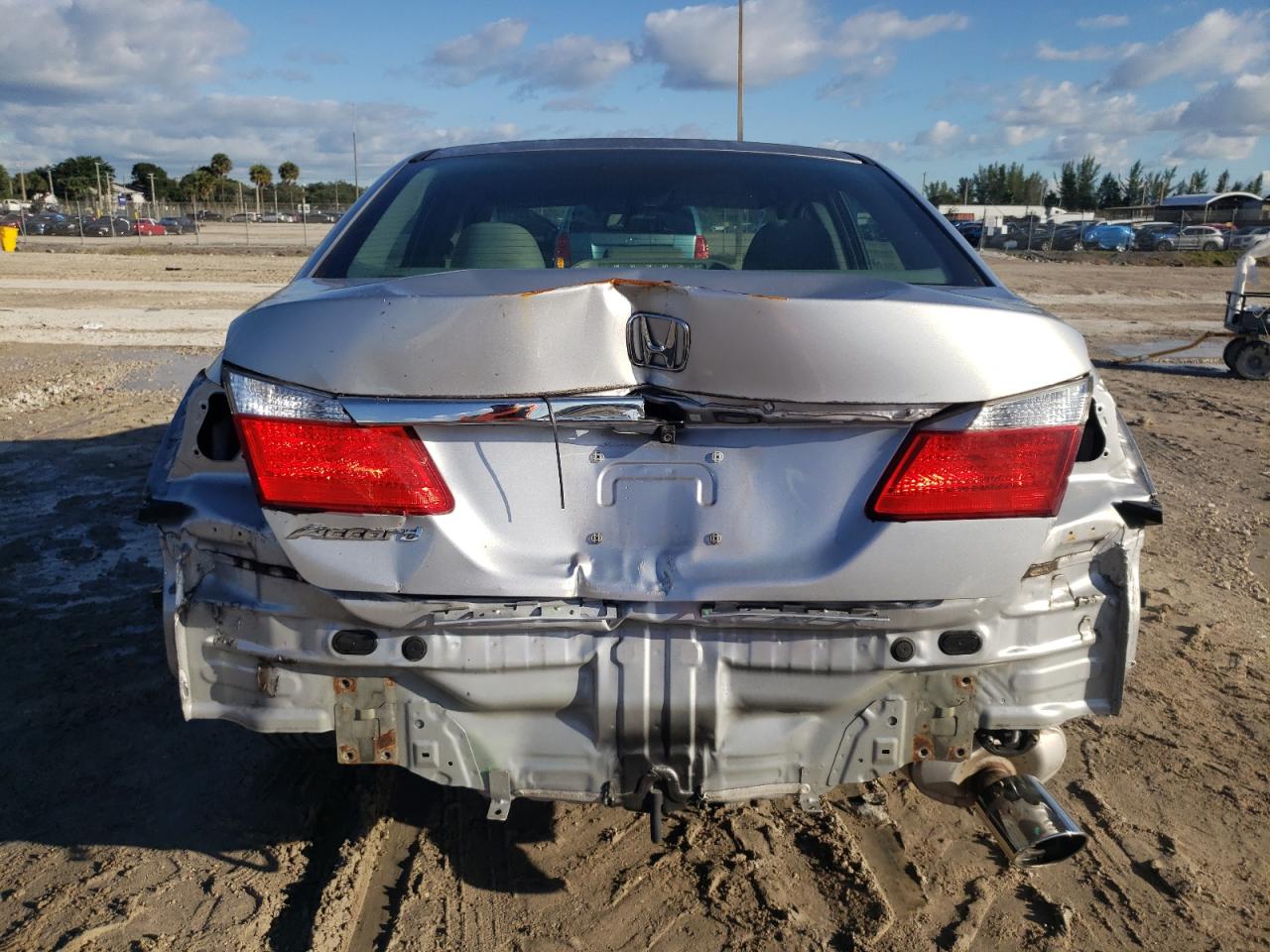 1HGCR2F34FA127774 2015 Honda Accord Lx