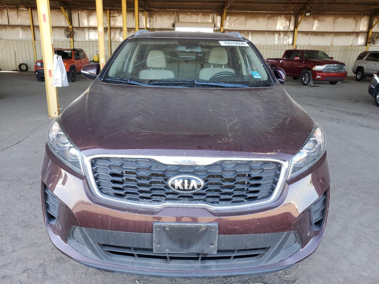 VIN 5XYPG4A33KG432976 2019 KIA SORENTO no.5