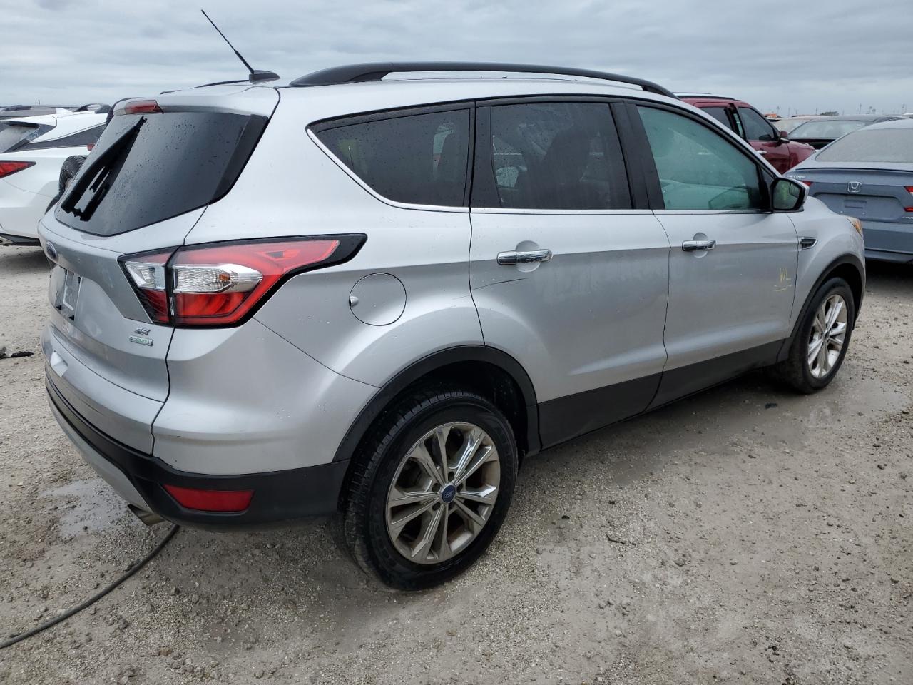 2018 Ford Escape - Image 3
