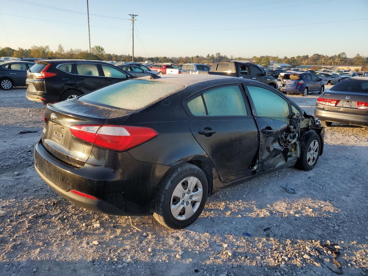 VIN KNAFK4A67G5615122 2016 KIA FORTE no.3